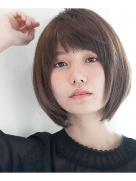 長方形顔 ベース顔編 海外と日本の 顔の形別 似合うヘアスタイル